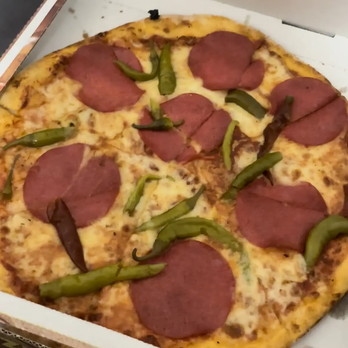 Sucuk Pizza