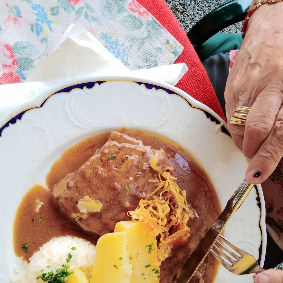 Zwiebelrostbraten