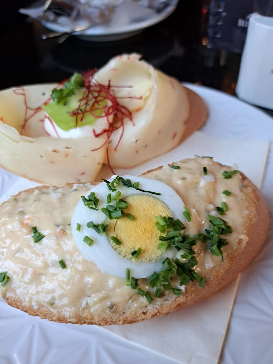 Käse Und Eibrötchen