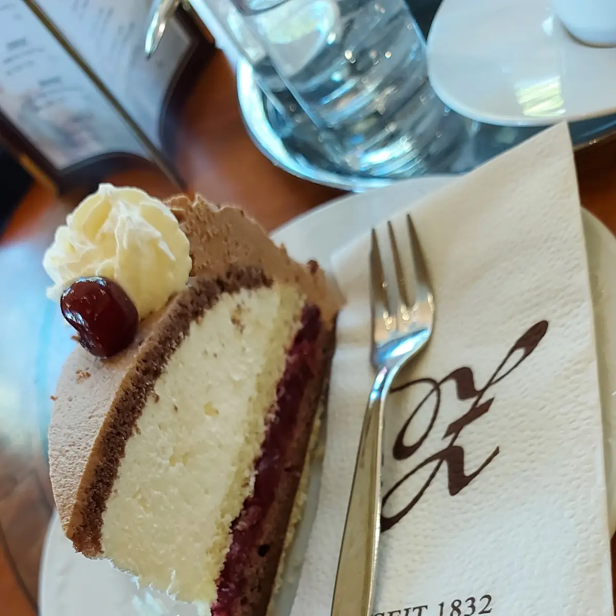 Kuchen Mit Kaffee