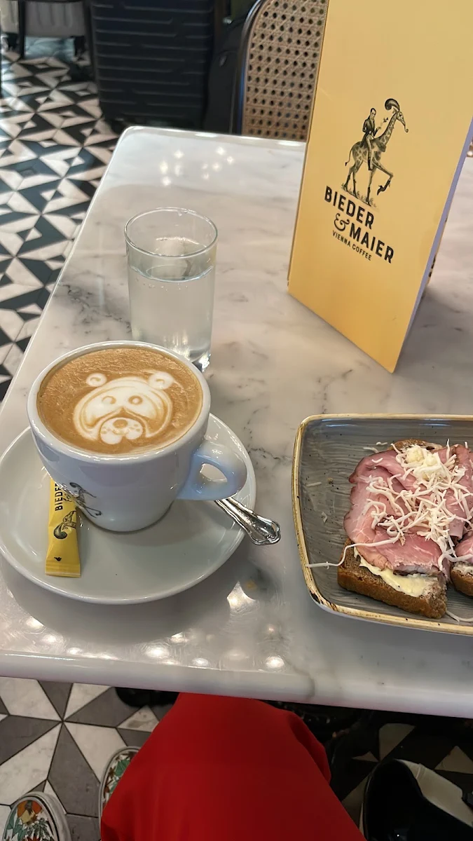 Cappuccino Schinkenbrot Mit Kren
