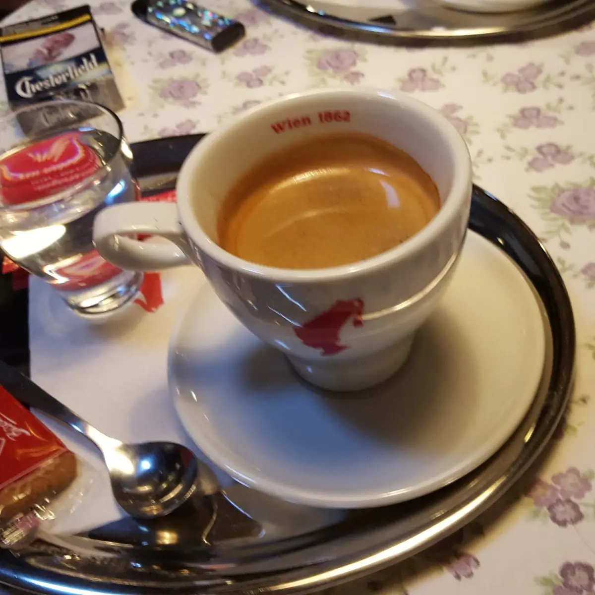 Kleiner Espresso