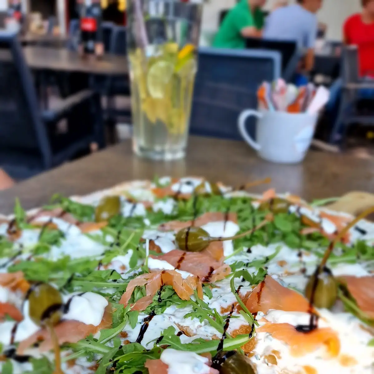 Flammkuchen Mit Lachs