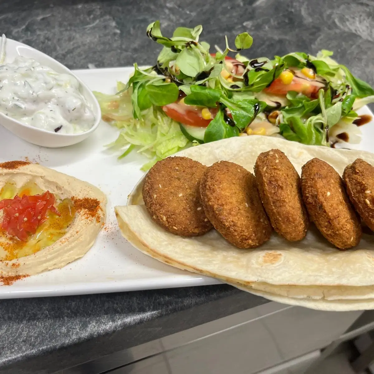 Falafel Teller
