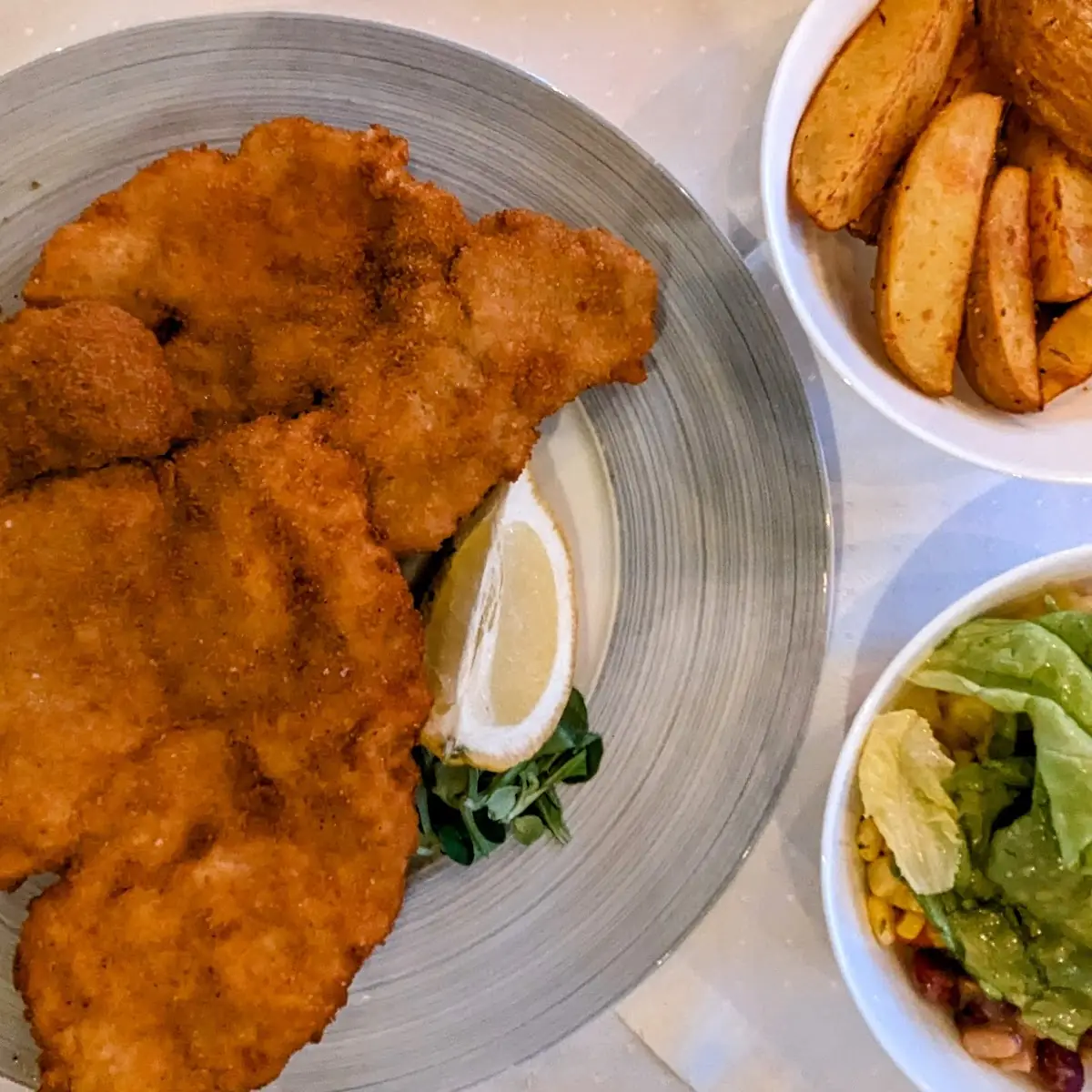 Wiener Schnitzel Mit Salat