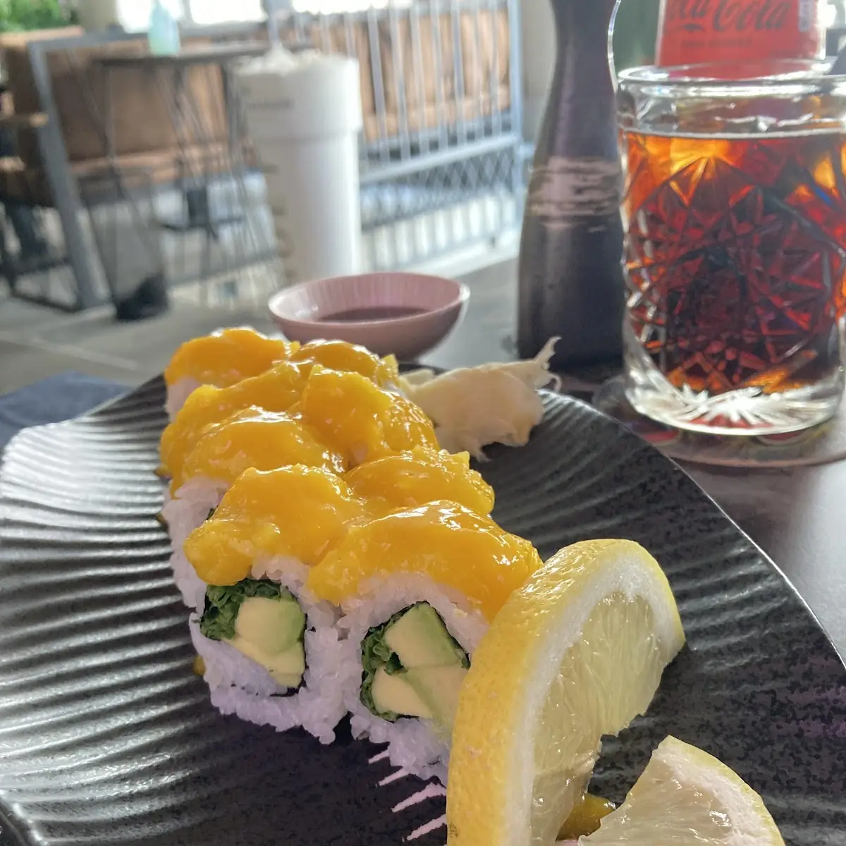 Mango Maki