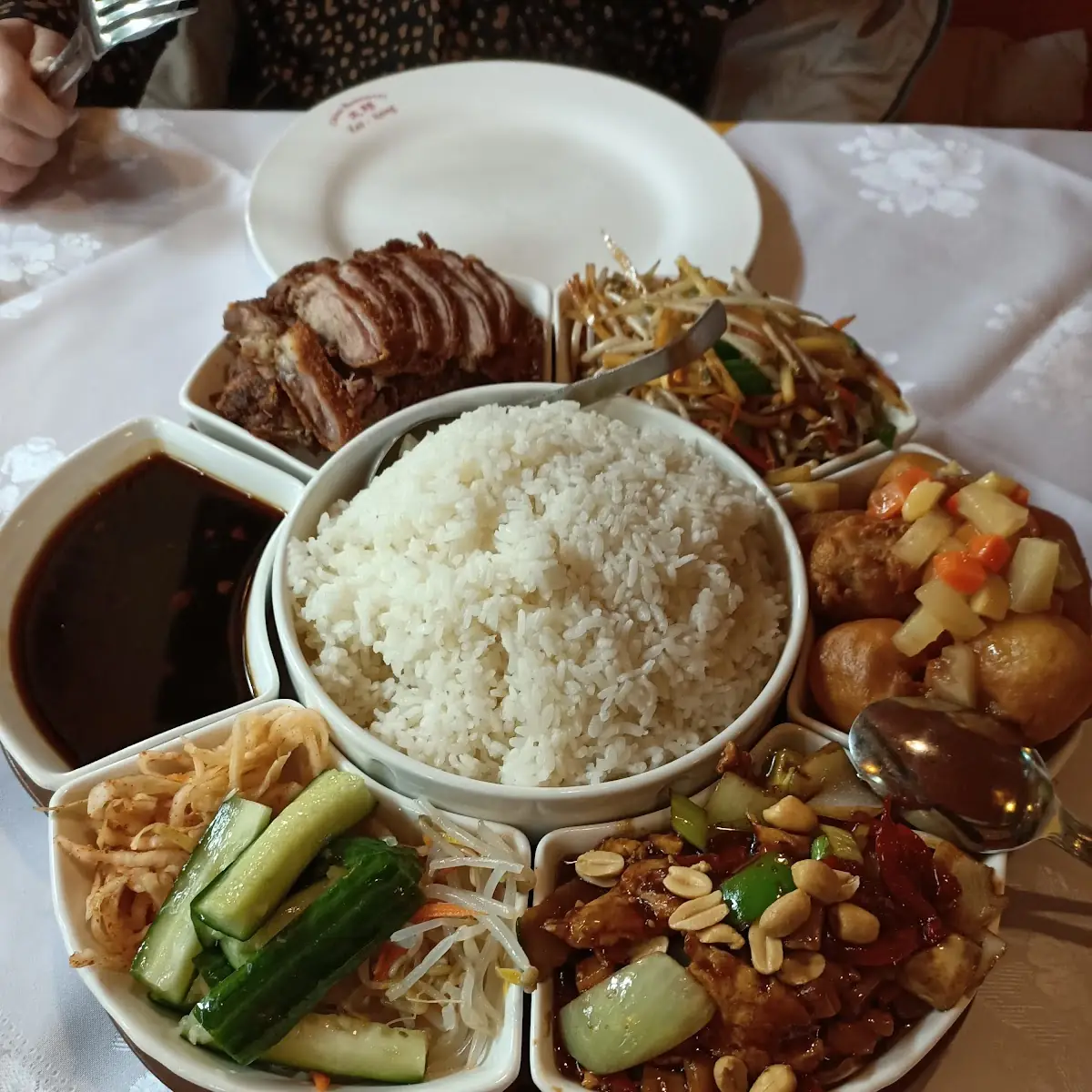 Knusprige Ente Mit Knoblauchsauce
