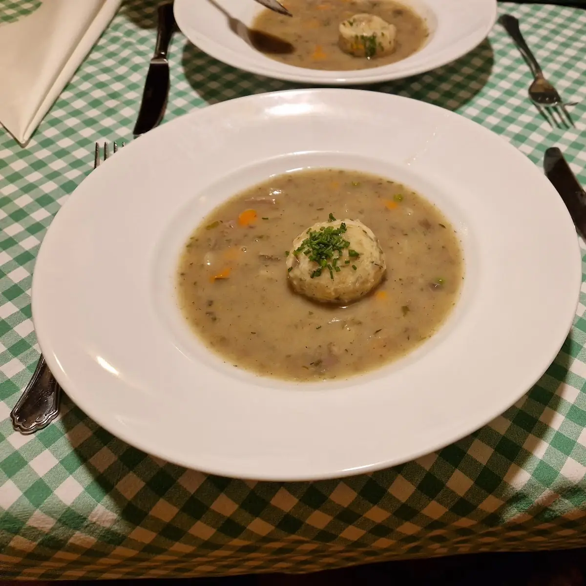 Ganslsuppe Mit Knödel, Haas Beisl