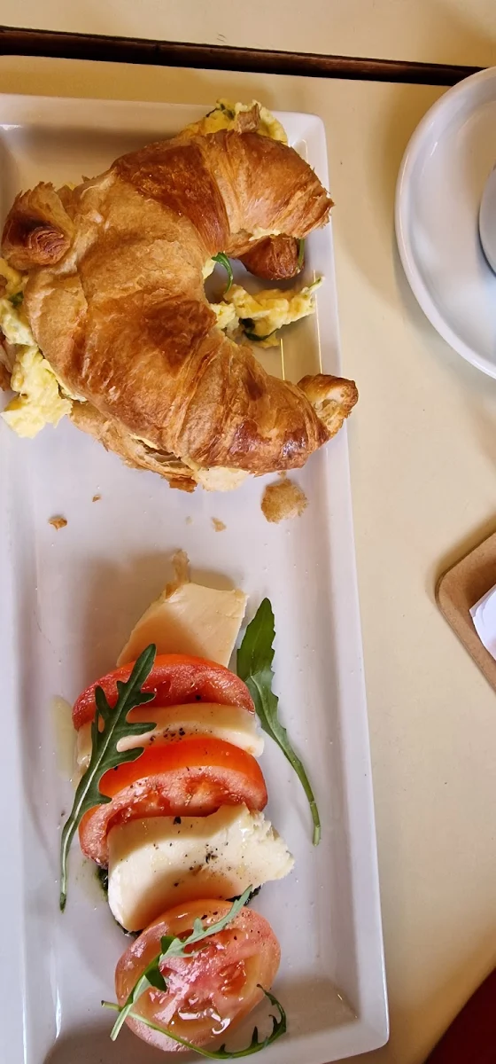 Croissant with Scrambled Eggs