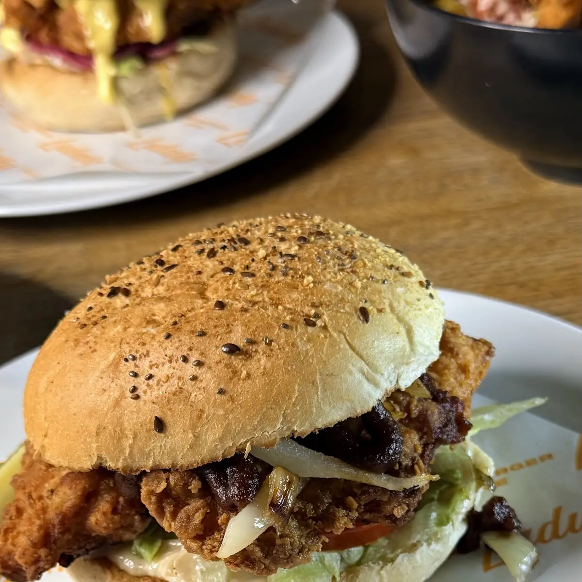 Speck & Zwiebel Burger