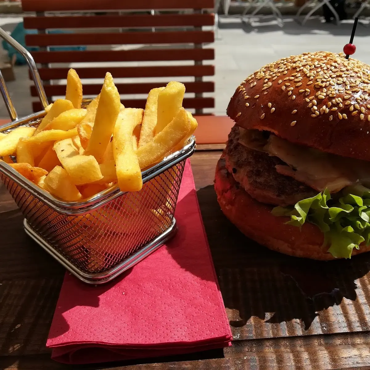 Romedi Burger