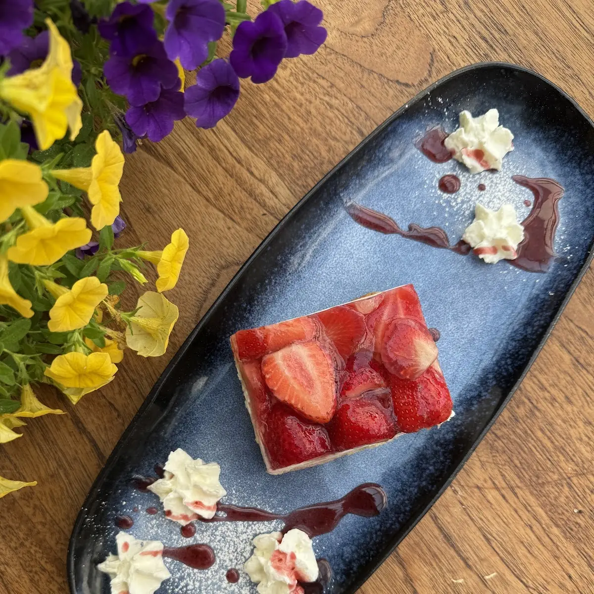 Highlights, Gemona Cafe & Restaurant