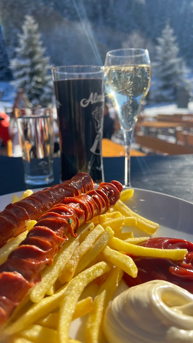 Pølse Med Pomfritter