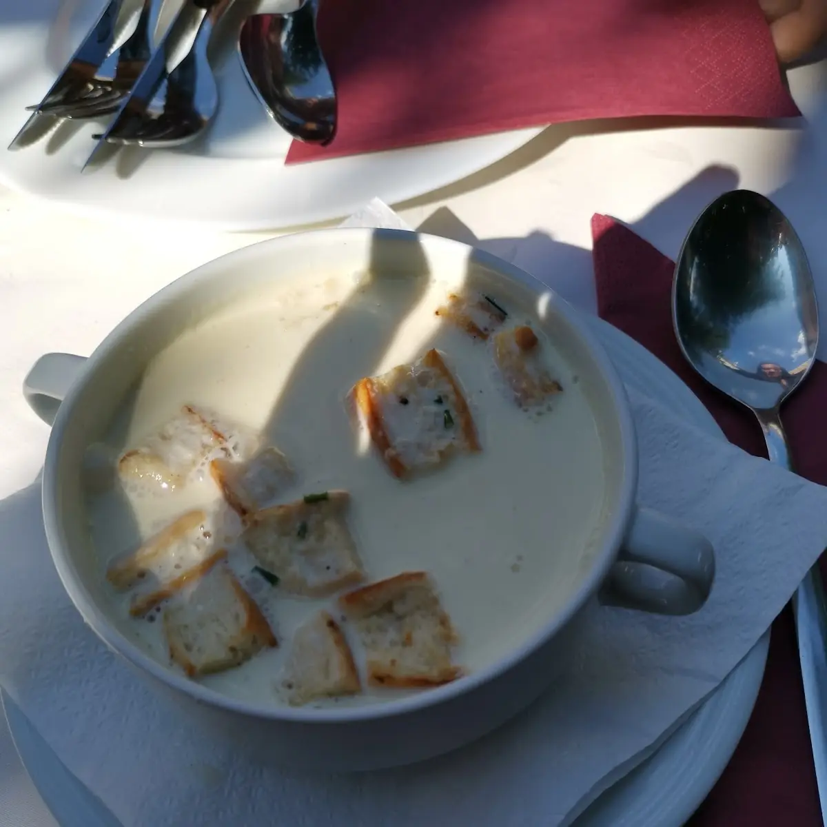 Knoblauchcremesuppe