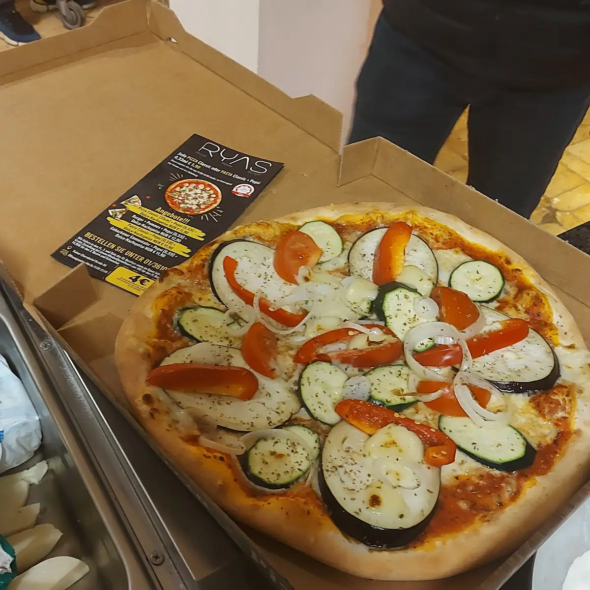 Gemüse Pizza