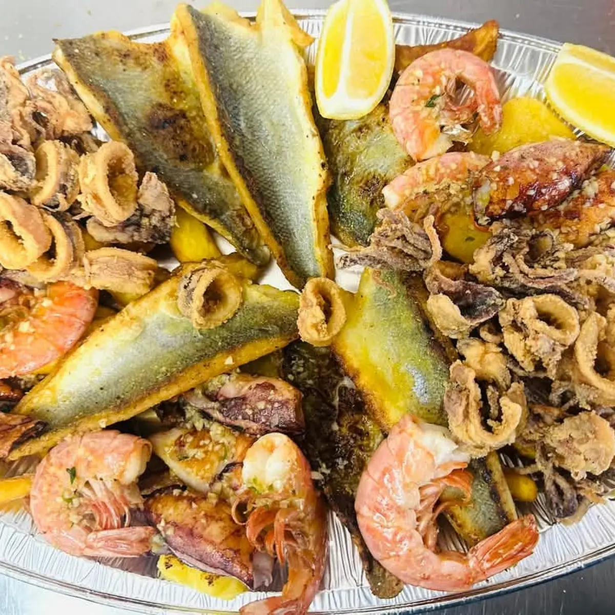 Gemischte Fisch Platte