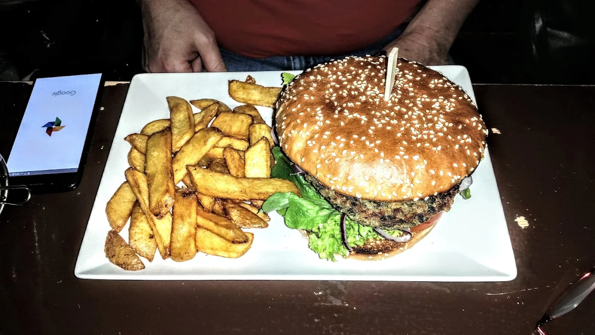 Hammer Burger