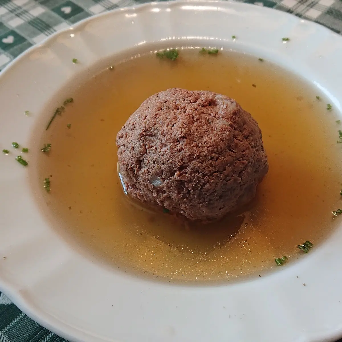 Leberknödelsuppe