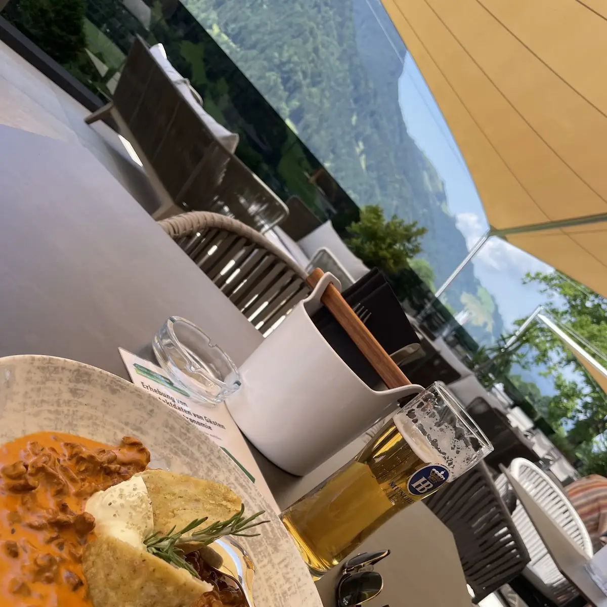 Eierschwammerlgulasch