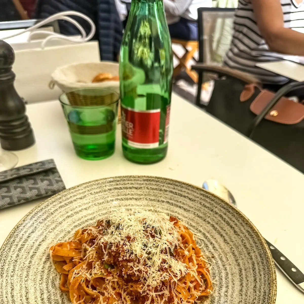 Pasta Mit Ragout Vom Weideschwein