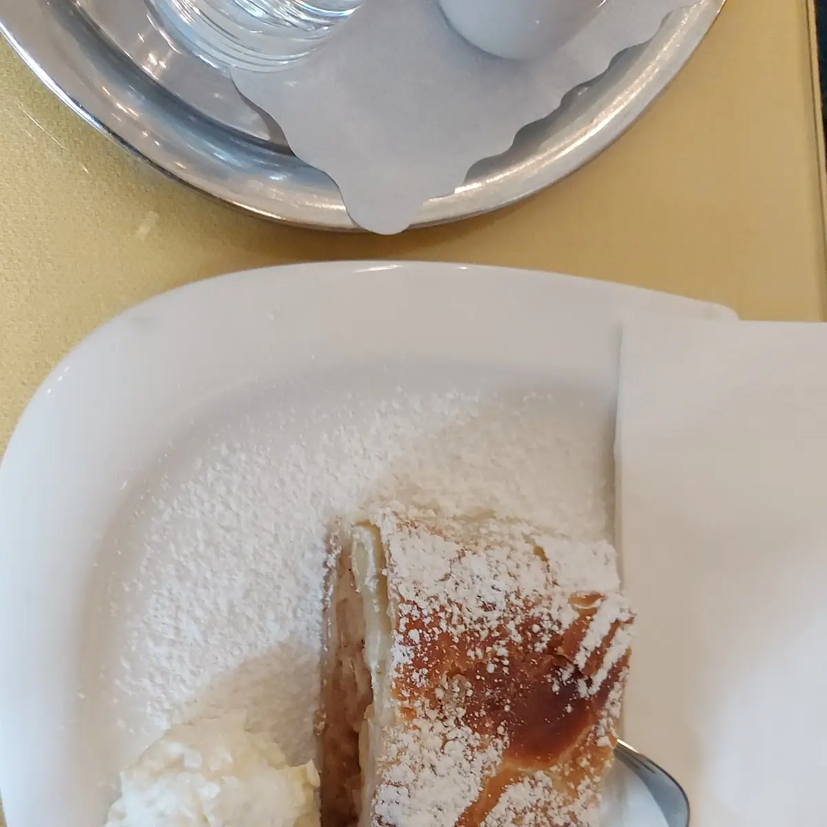 Apfelstrudel