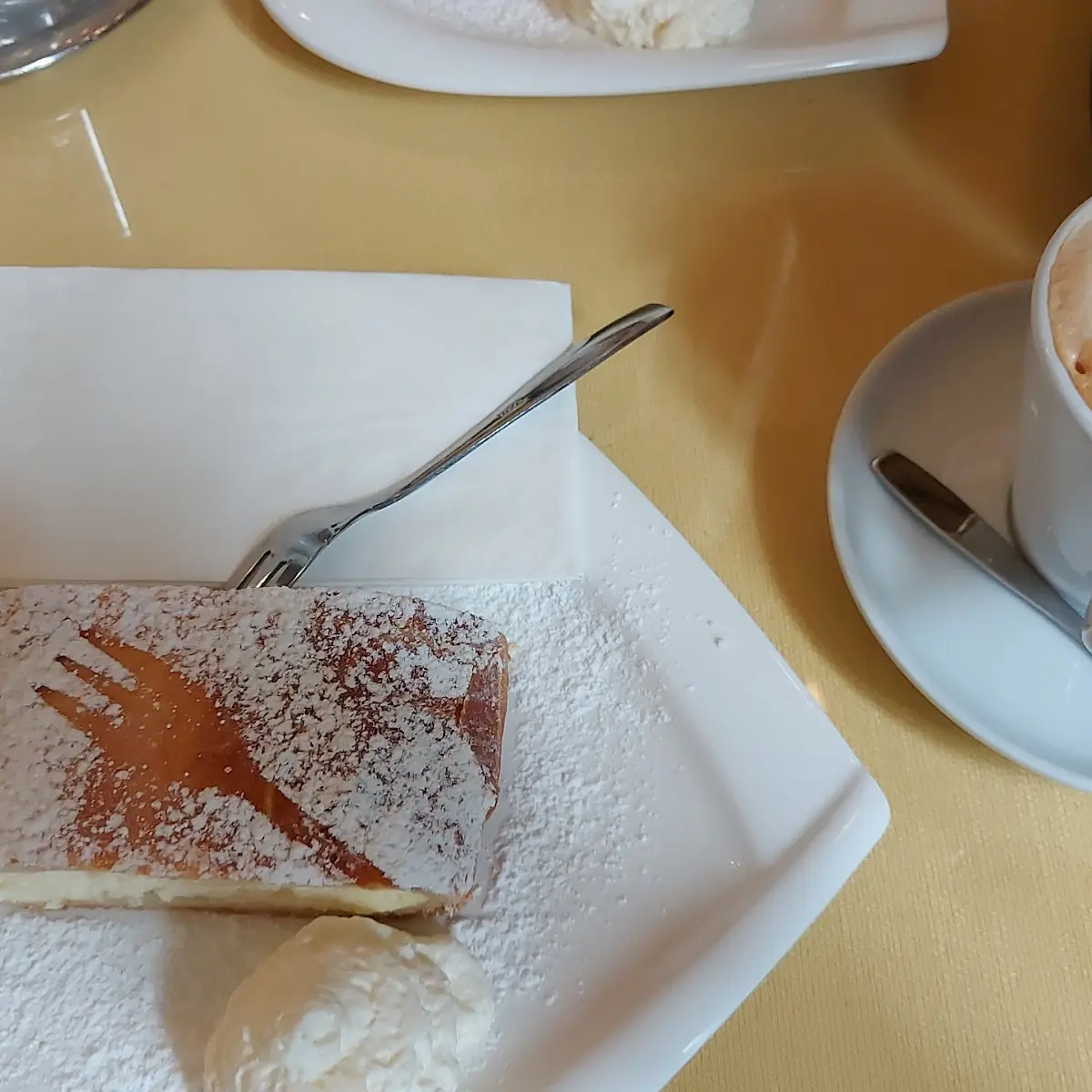 Topfenstrudel