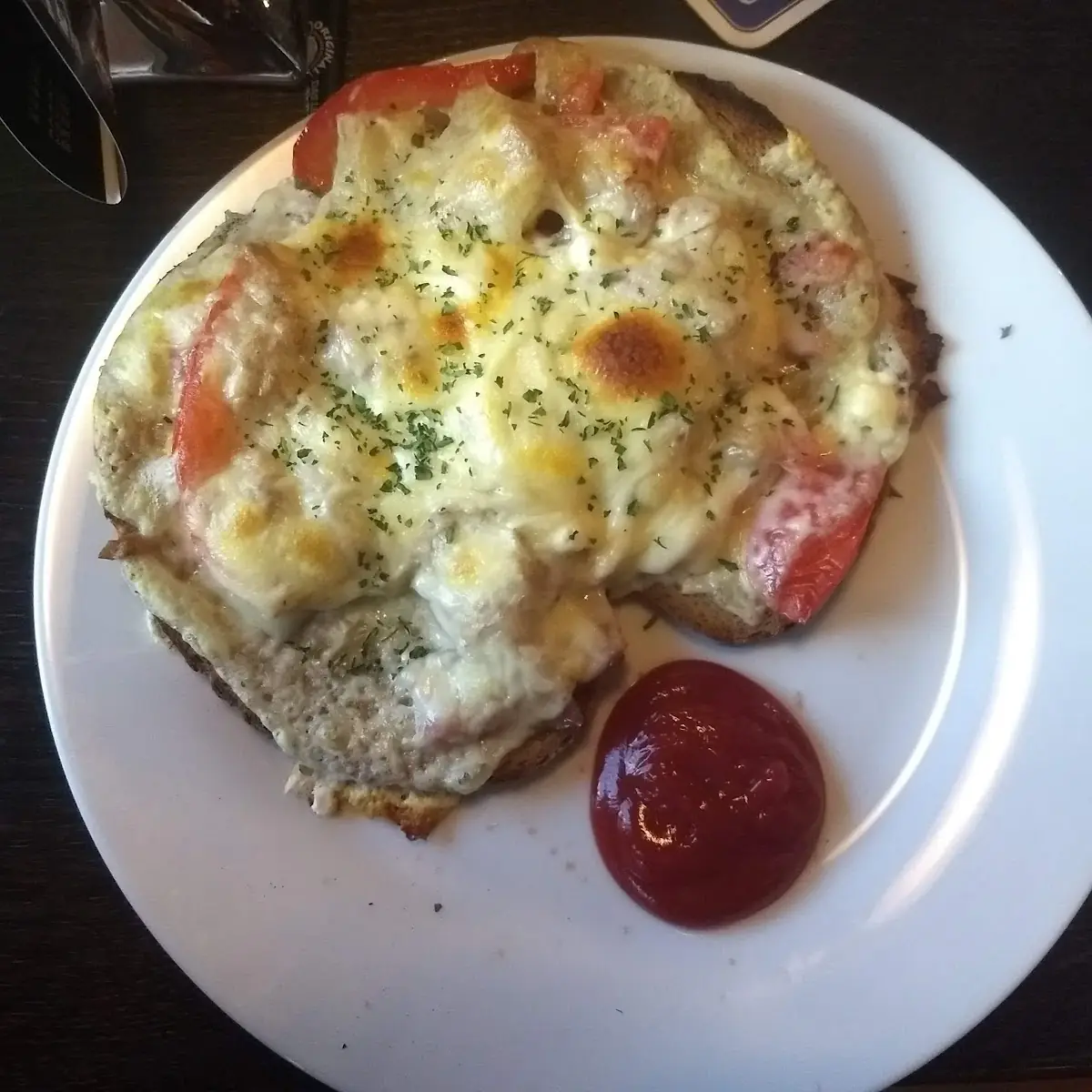 Schwarzbrot Toast