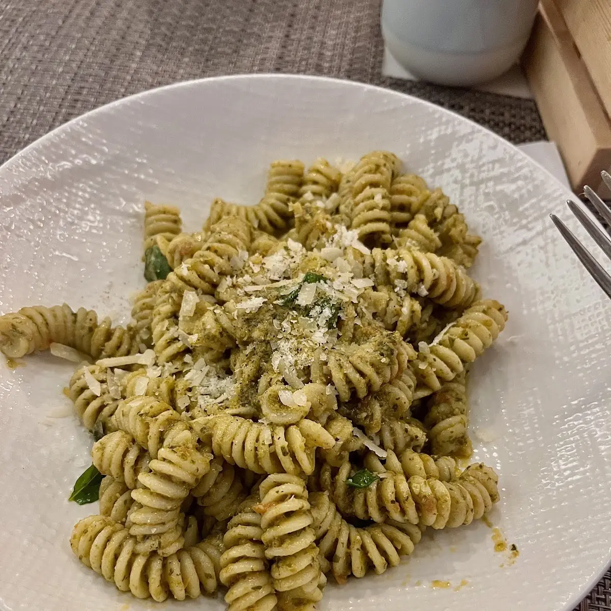 Fusilli Pesto & Pomodorini
