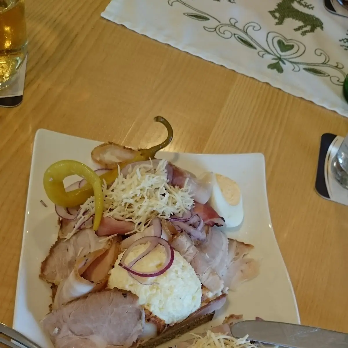 Mayr Z'hörling Brot, Mostheuriger Mayr zu Hörling