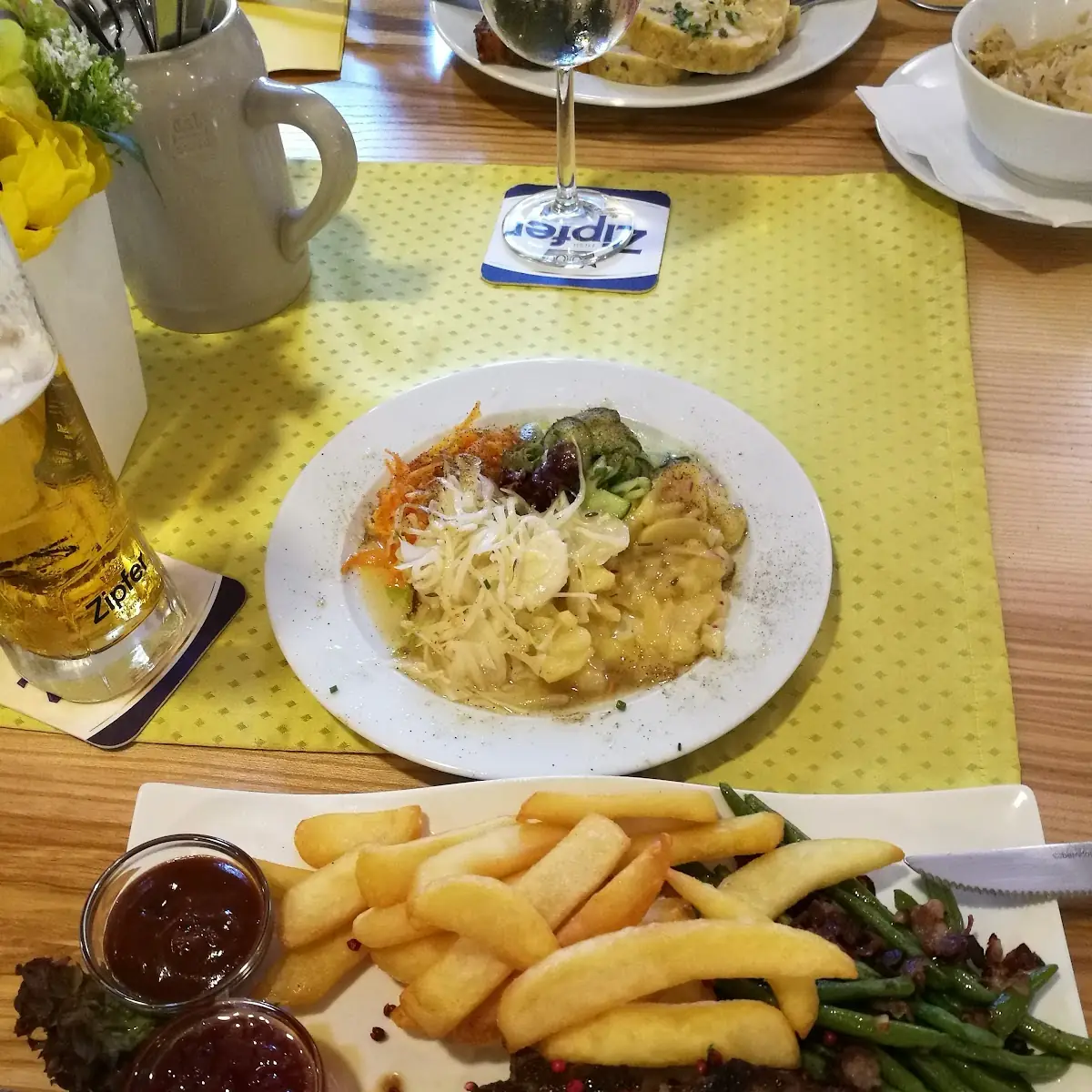 Rumpsteak, Mostheuriger Mayr zu Hörling