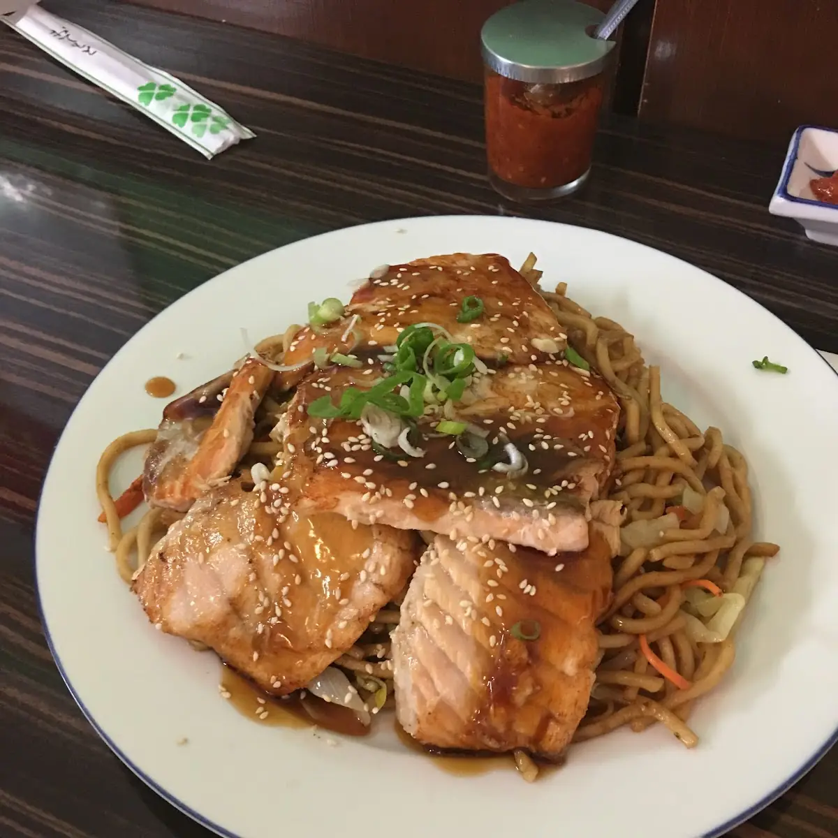 Lachs Teriyaki Nudeln
