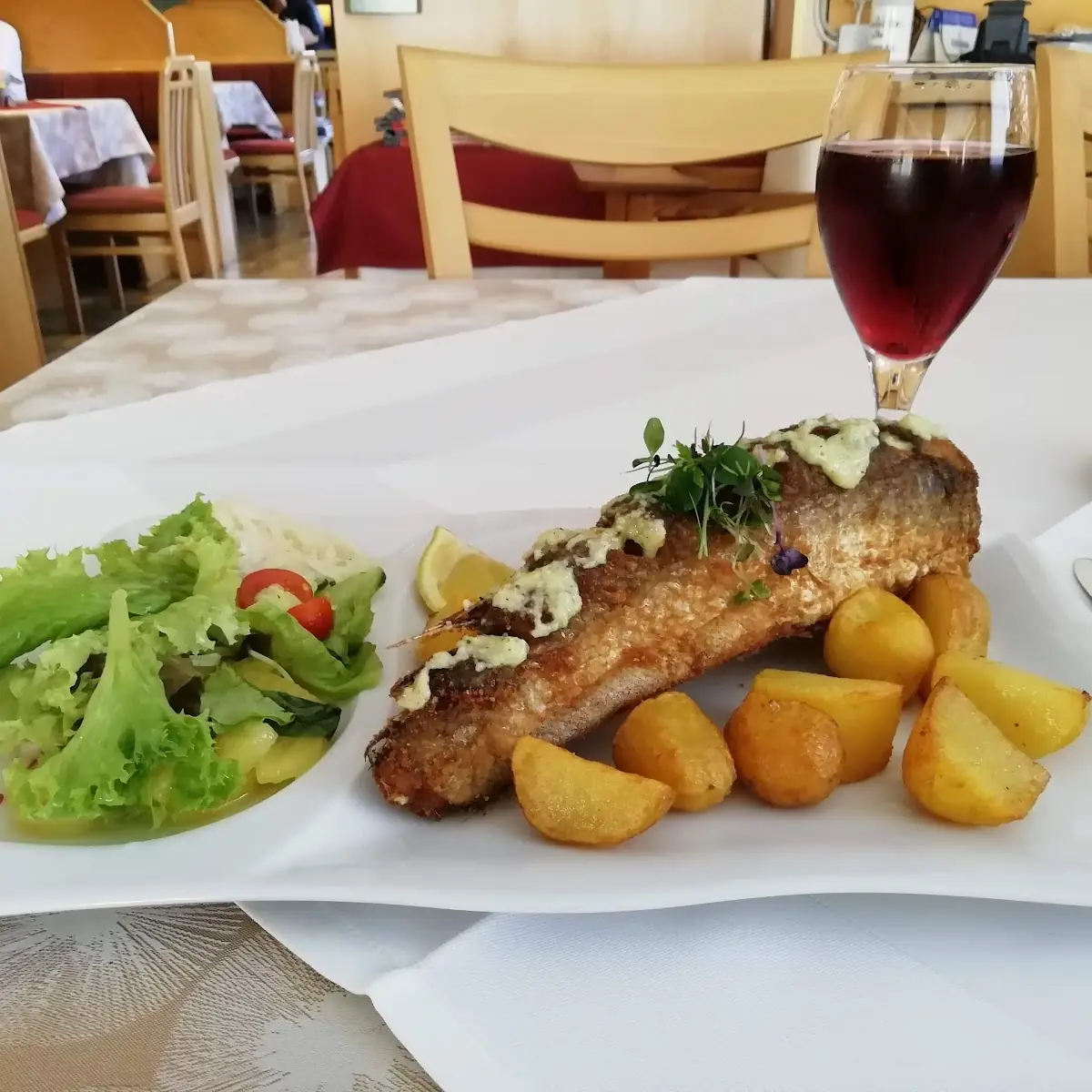 Fischplatte Heck Mit Salat