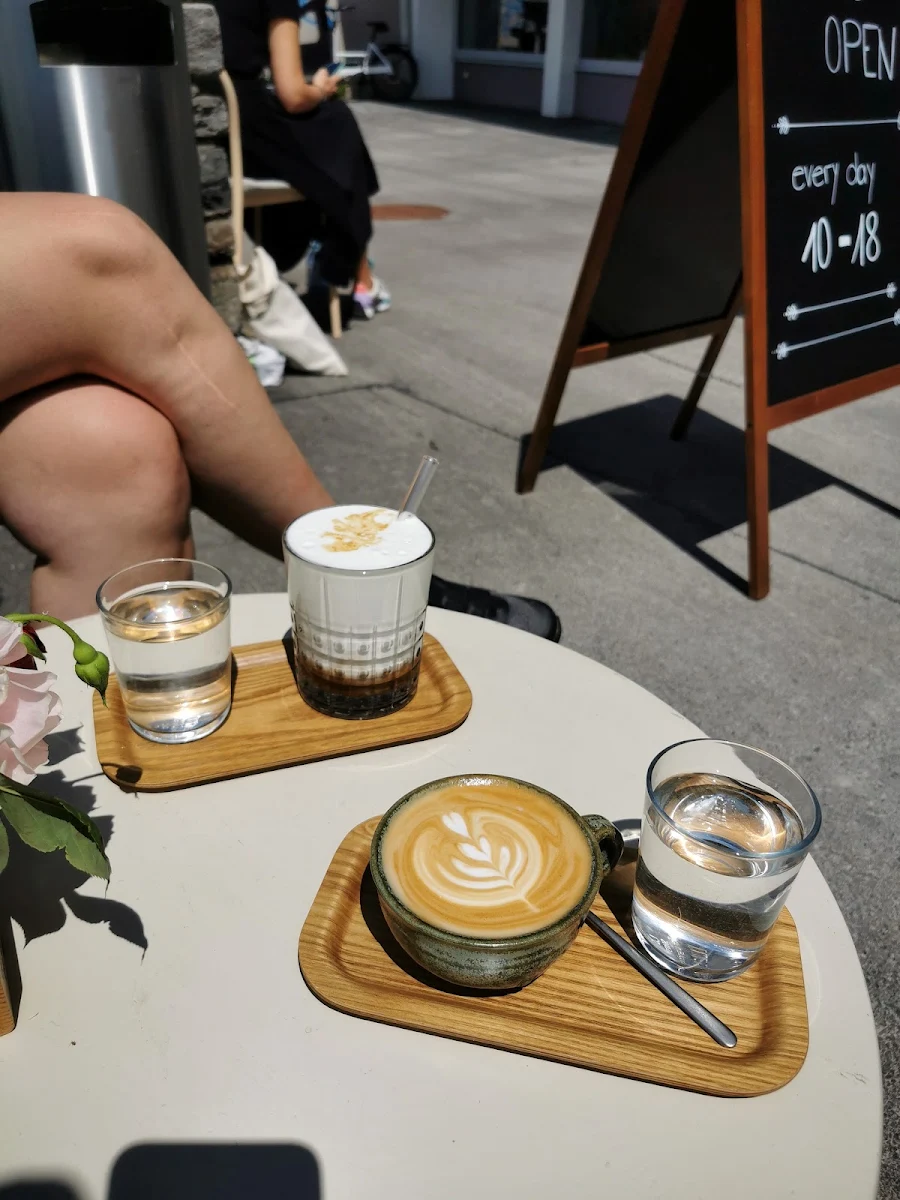 Cappuccino & Iced Latte