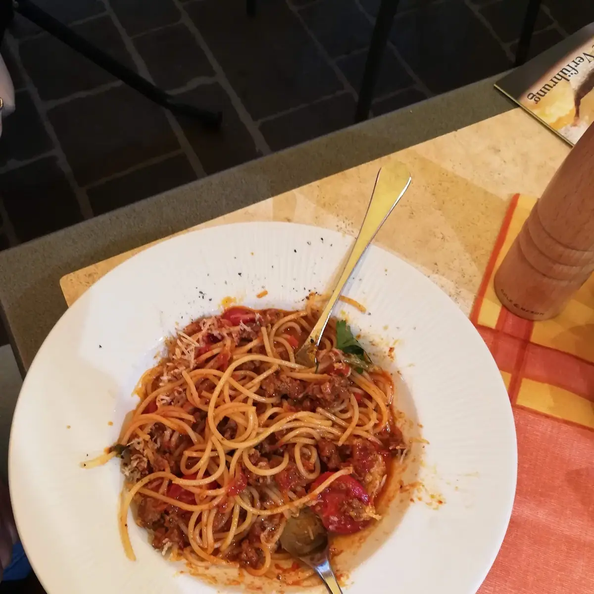Spaghetti Bolognese Pizza Margarita