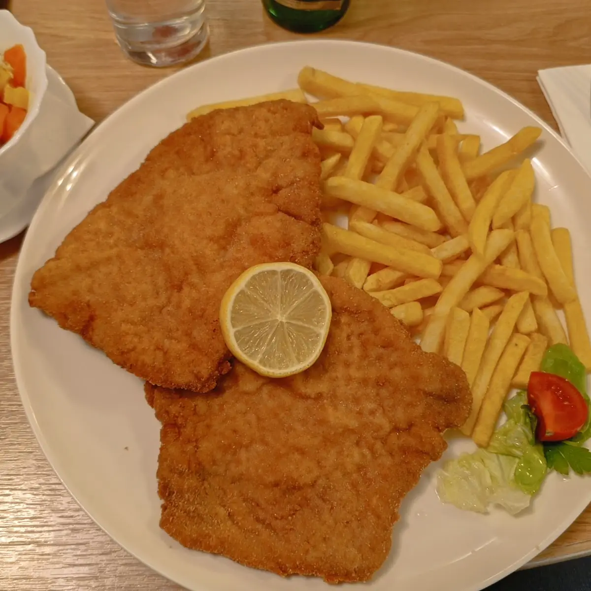 Wiener Schnitzel Vom Kalb Mit Erdäpfelsalat