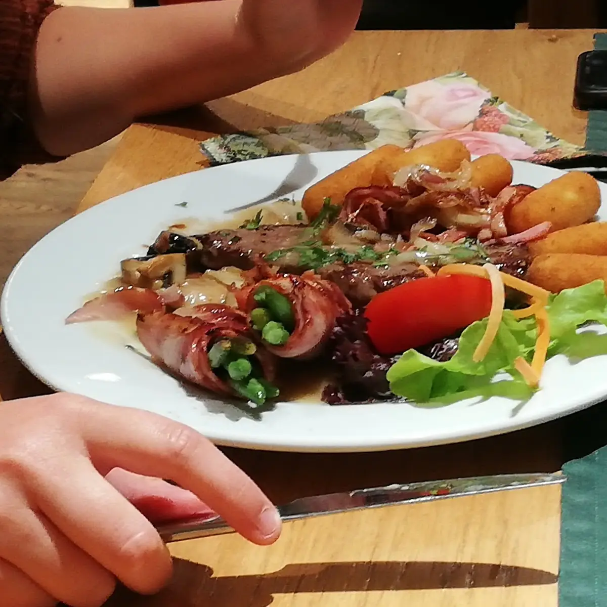Steak Mit Speckbohnen Und Kroketten