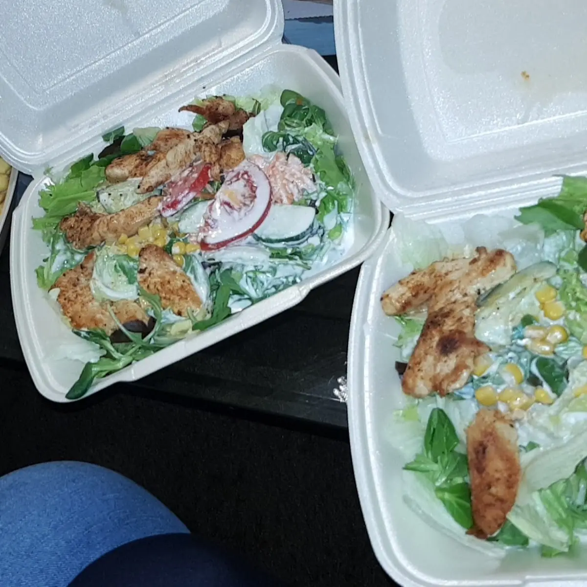 Gegrillte Hähnchen Salat