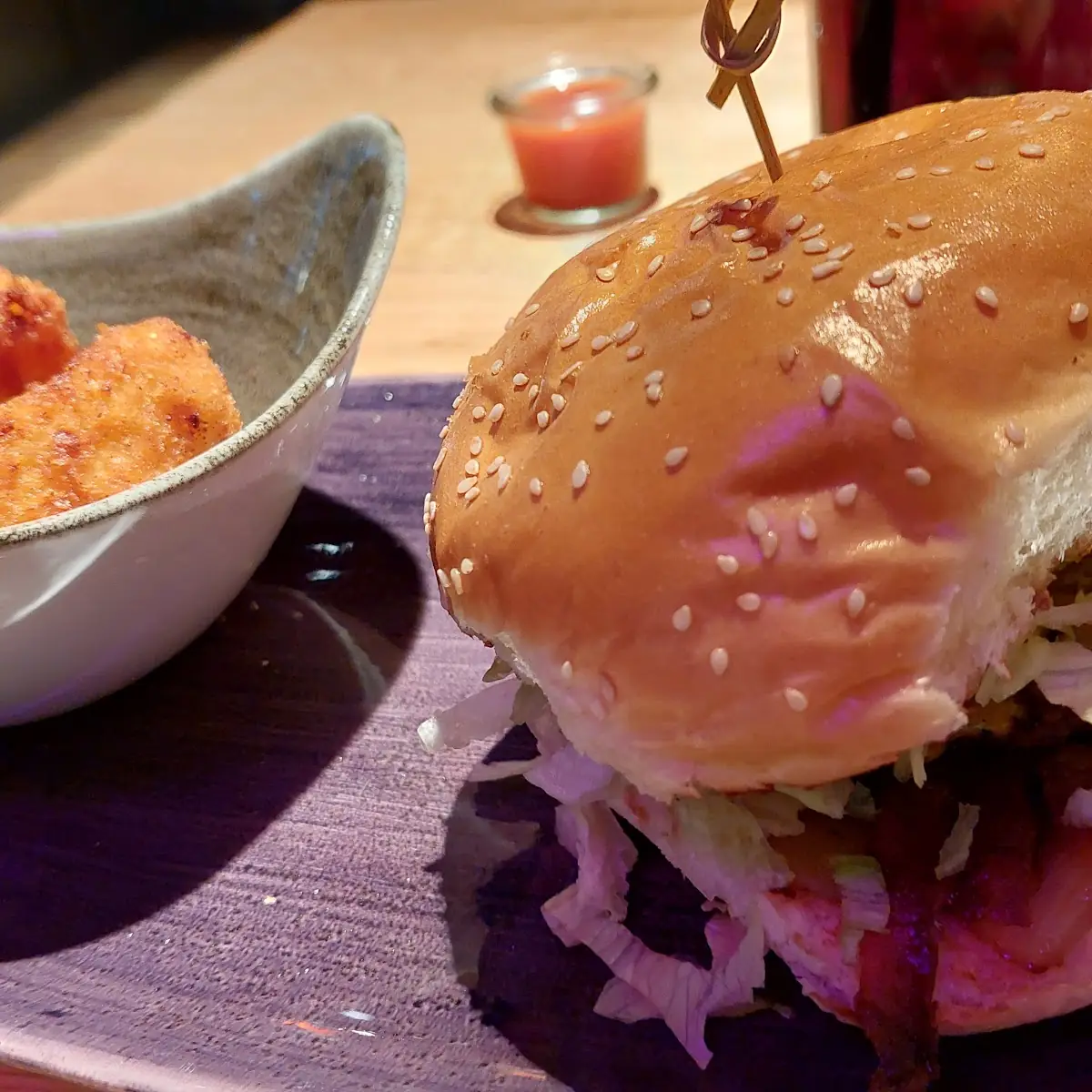 Spicy Burger Mit Mac And Cheese