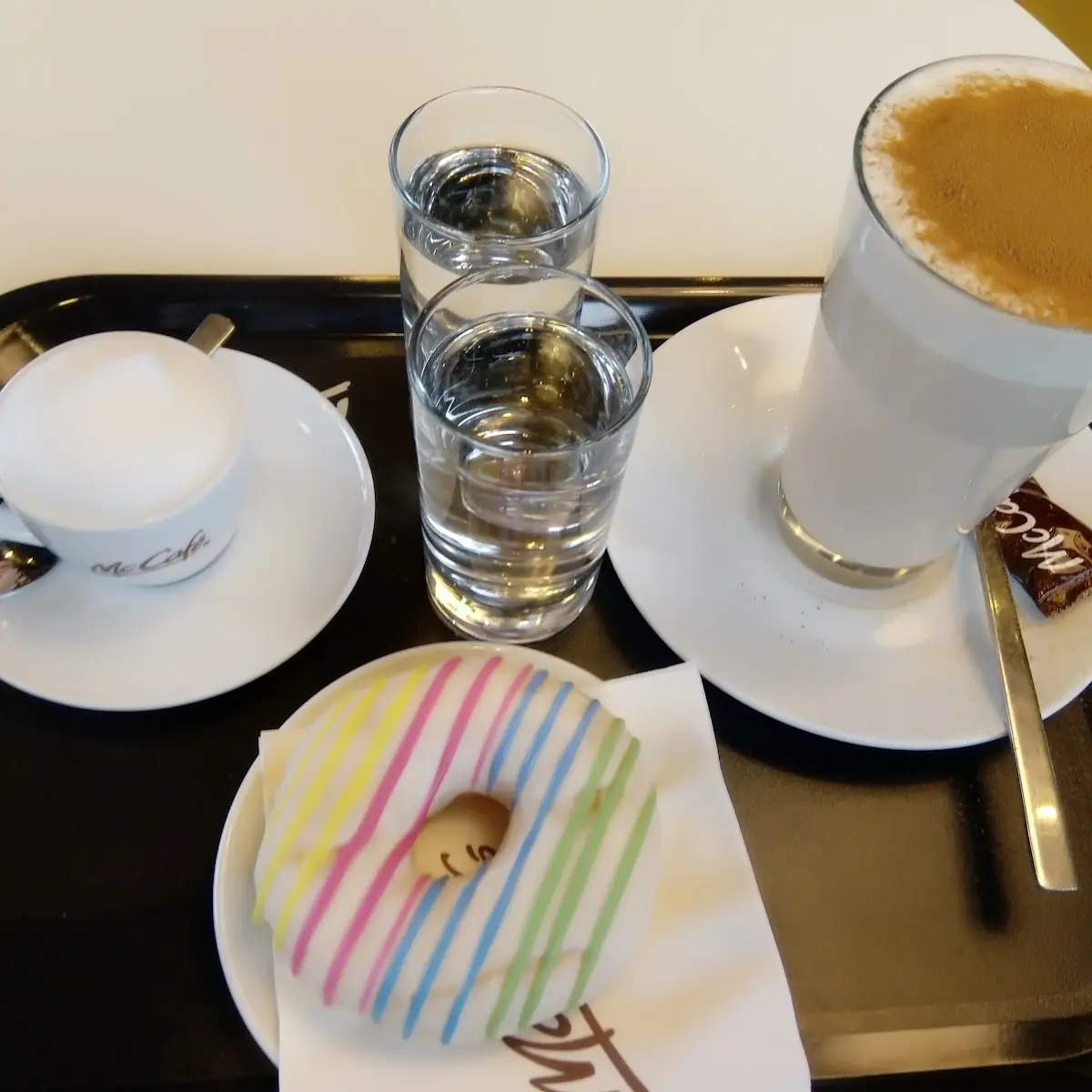 Rainbow Dougnat Espresso Macchiato Chai Latte Macchiato