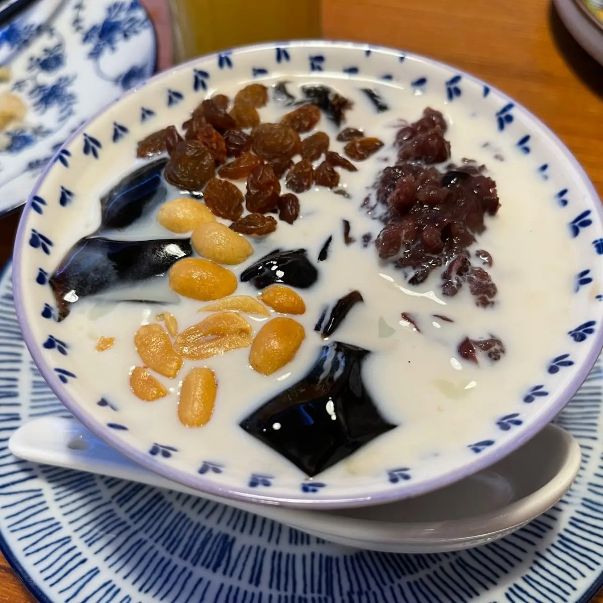 Grass Jelly and Ice Jelly Desserts