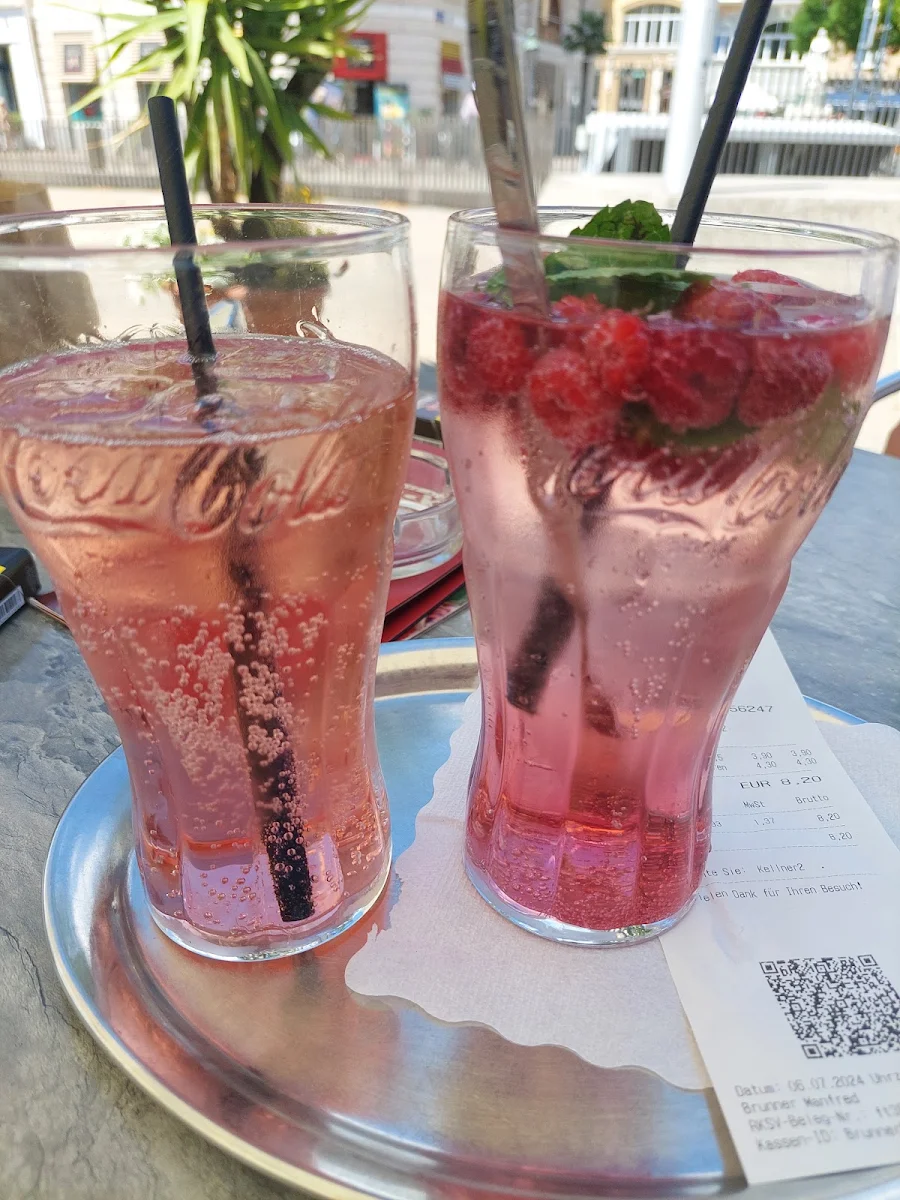 Himbeersoda Beerensoda