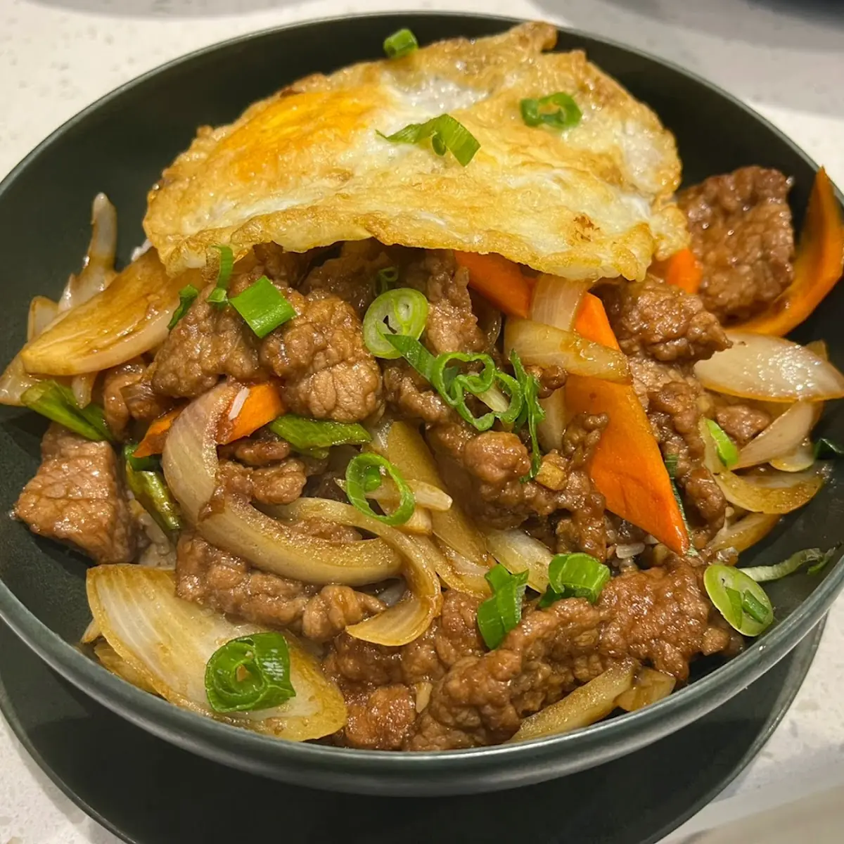 Eierreis Mit Rindfleisch