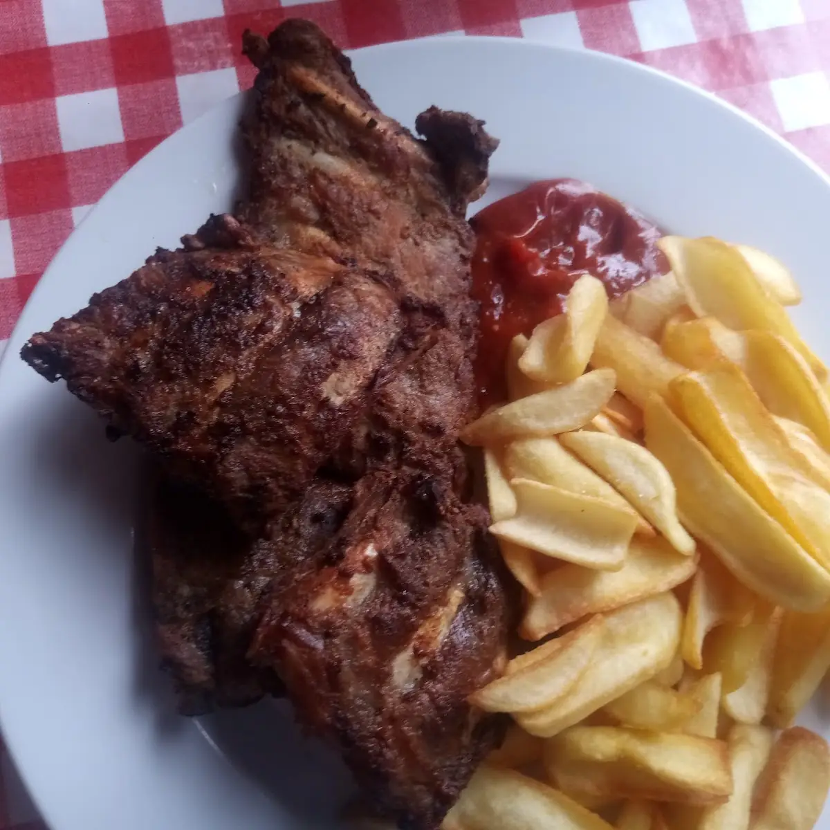 Spareribs Mit Pommes Frites
