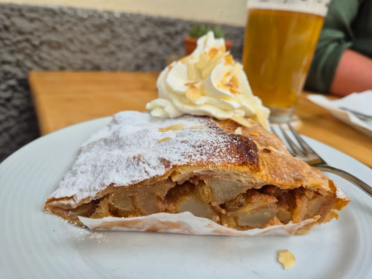 Apfelstrudel