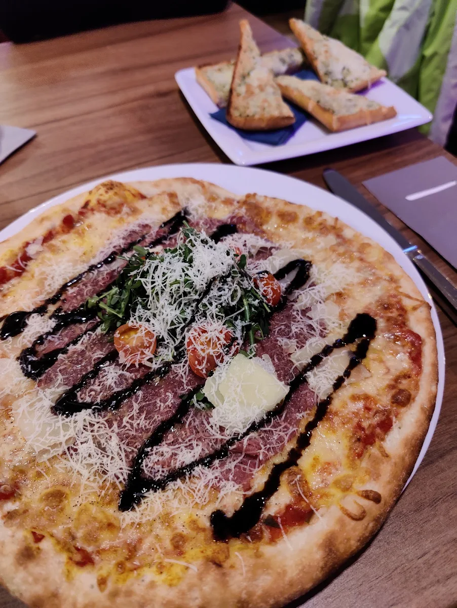 Pizza Jovani