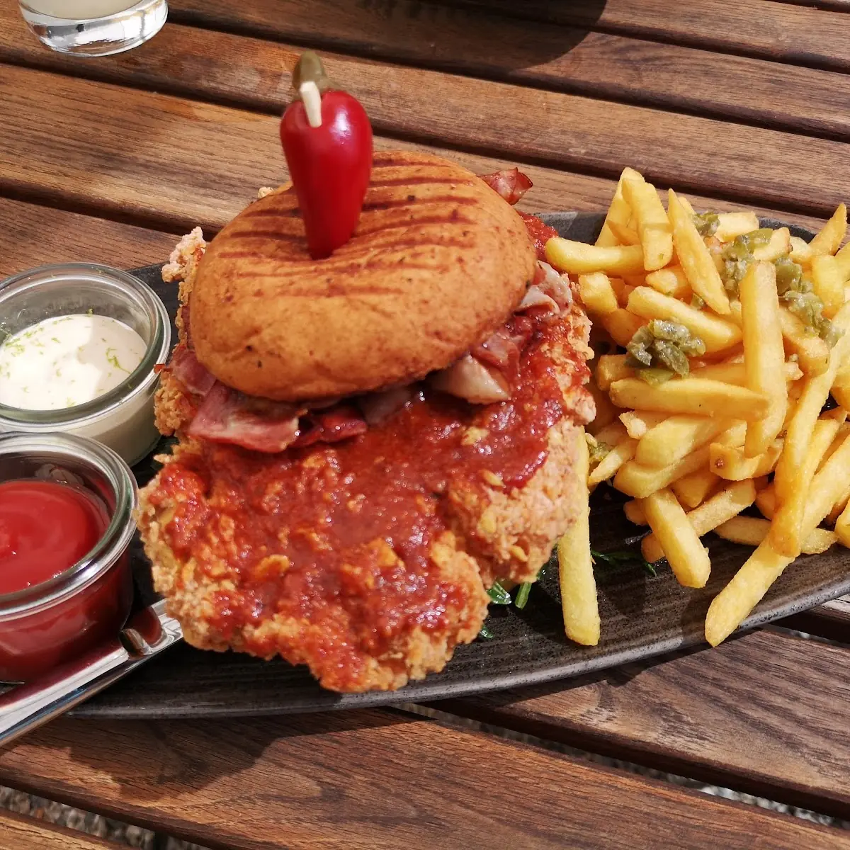 Angry Chicken Burger Scharf