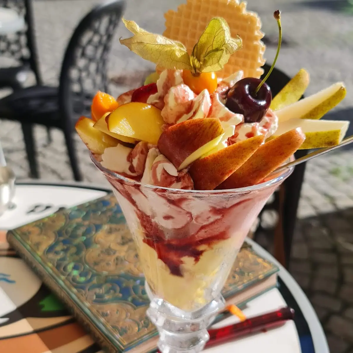 Früchtebecher