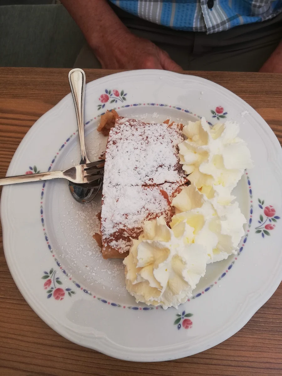 Apple Strudel