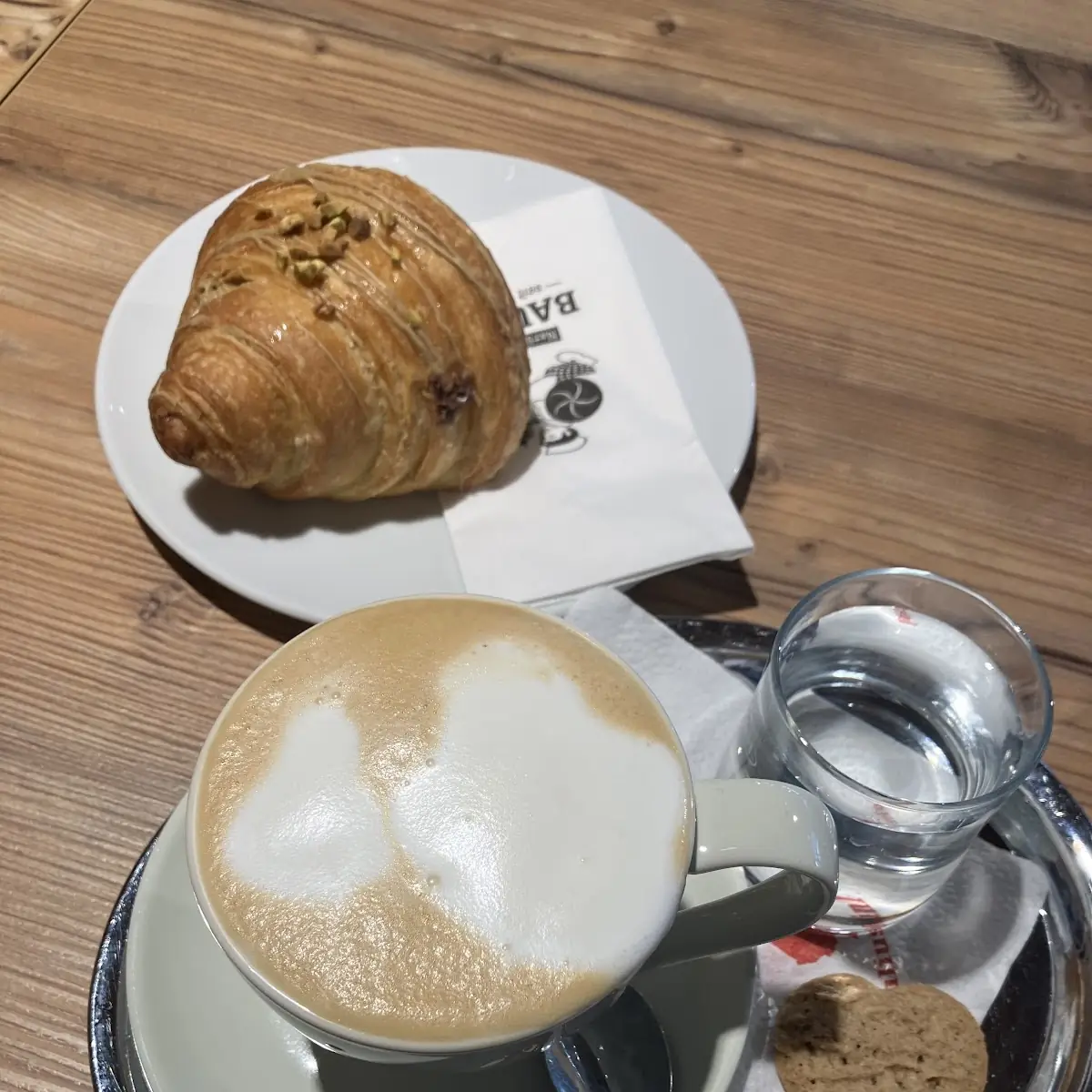 Pistáciový Croissant
