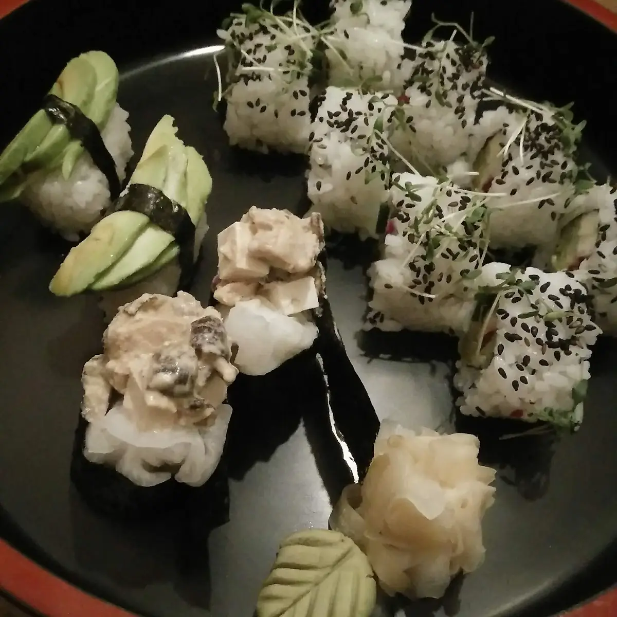 Sakura Sushi Set